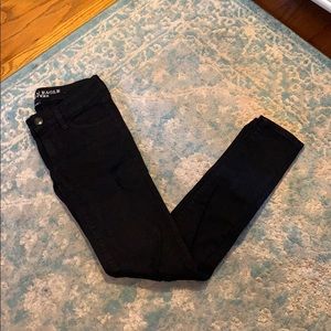 Ripped black jeggings